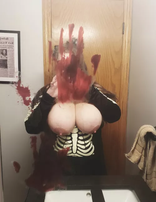 Happy Halloween! Do you like the way my pumpkins hang? 🎃 🎃 by QueenVenusDivine