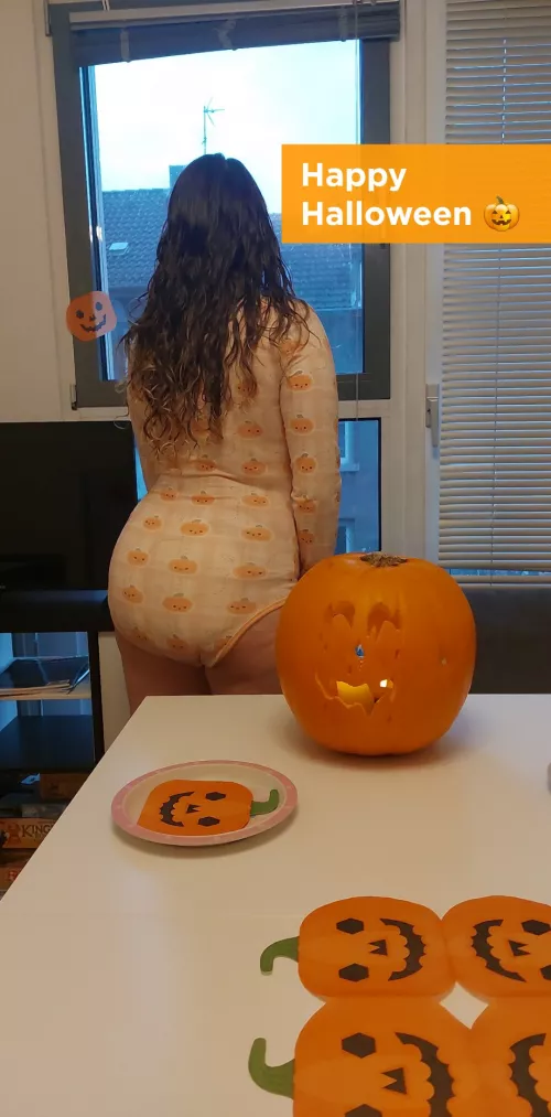 Happy Halloween everyone 🎃🤗 by Boregar1234