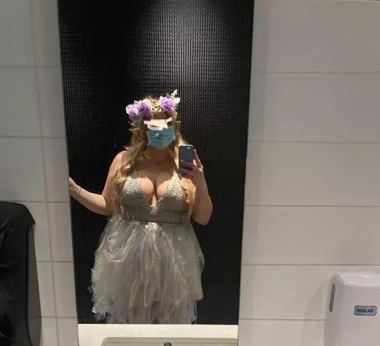 Happy Halloween!!! by curlycutie23