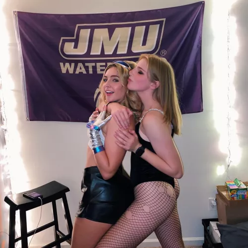 Happy Halloween (IRTR) by GimmeSlapsies