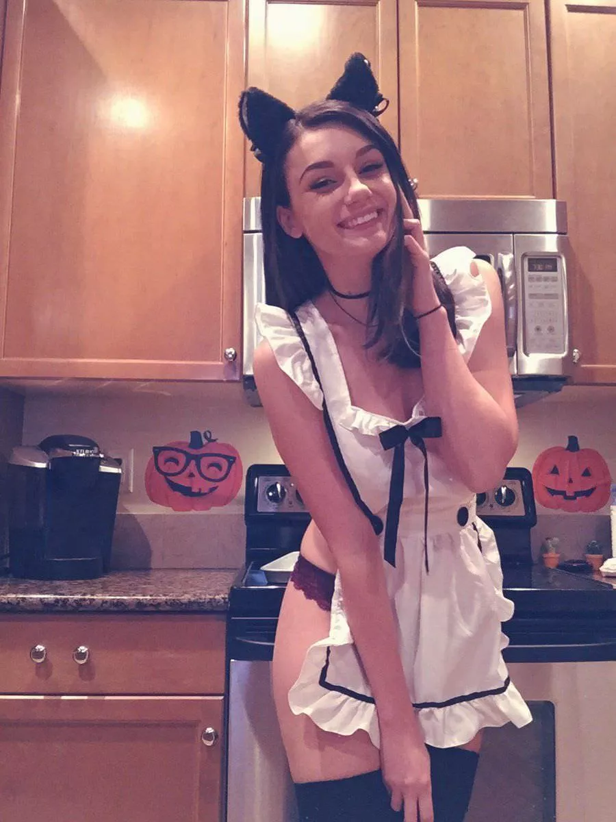 Happy Halloween posted by deckard222