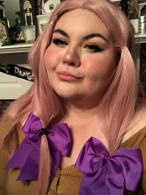 Happy Halloween! by porcinequeen