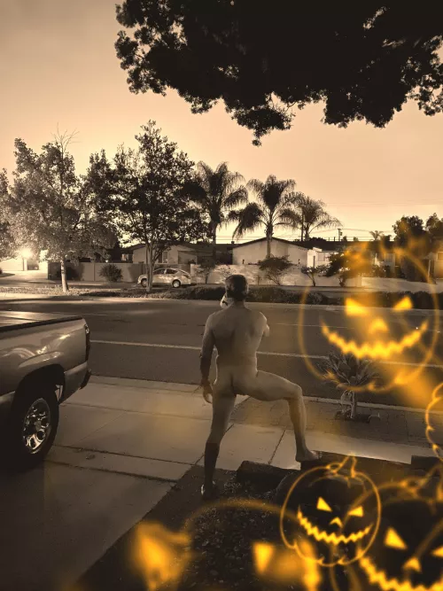 Happy Halloween! 🎃👻 by Runningman61