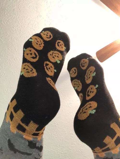 Happy Halloween weekend! (F) by CupcakeTootsie