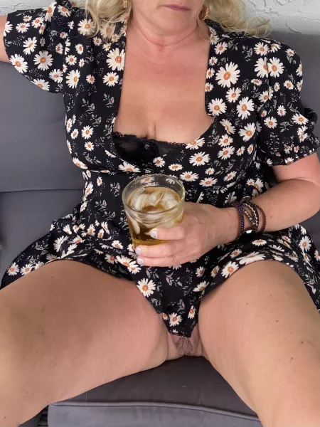 Happy Hour by yepyouhaveshitbrains