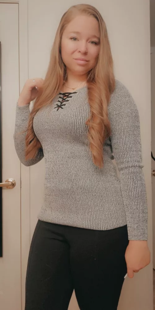 Happy Hump Day loves make it a good one! [F] [26] [F26] by YourWildShei