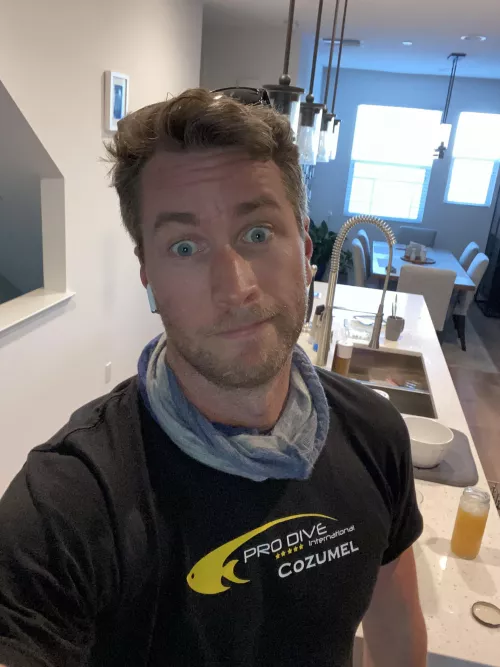 Happy hump day y’all! Get your workouts in cause the weekend is just around the corner 💪🏻 by oakvet85