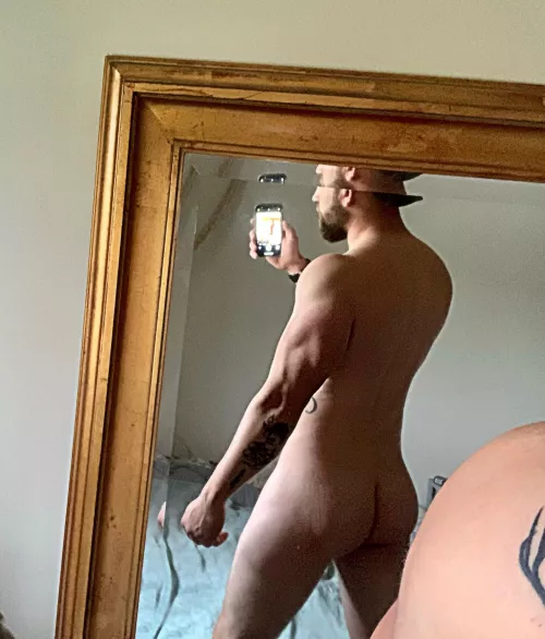 Happy Humpday 🍑 by Accomplished-Week688