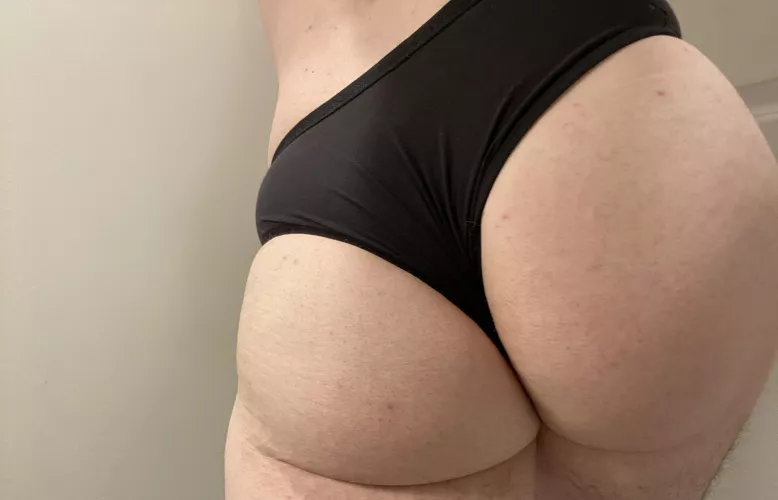 Happy Humpday by paletush