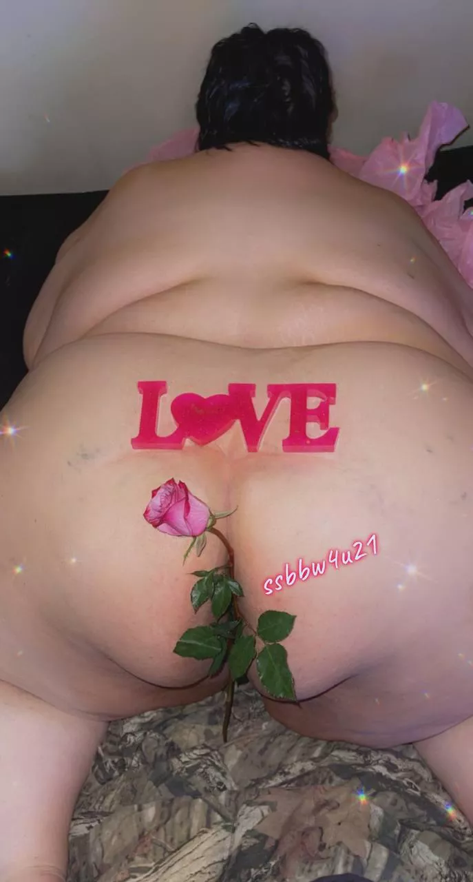 Happy late Valentine’s Day! Can’t upload a video 🥺 posted by ssbbw4u21