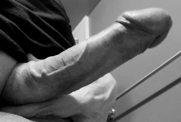 Happy (M)onday by KevinGYEG