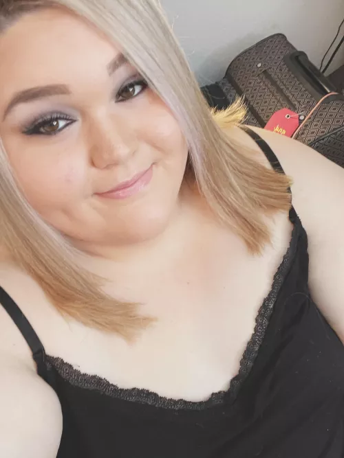 Happy Monday 😘 by Damnitsme100