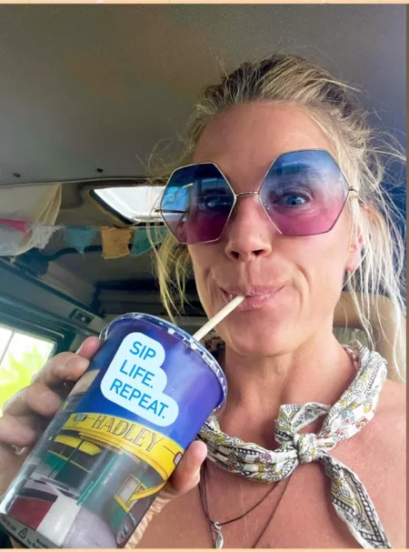 Happy Monday! (F49) by thatgirlinthevanagon