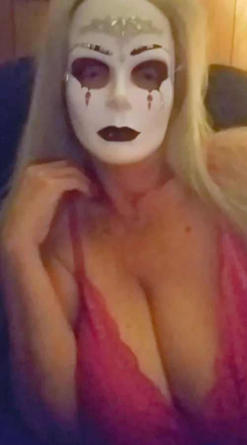 Happy Monday by NikkiCarolina420