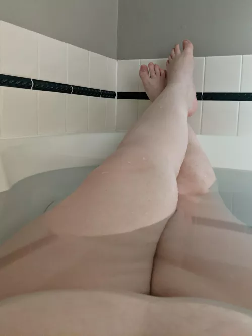 Happy Monday! by lovesickmuffin