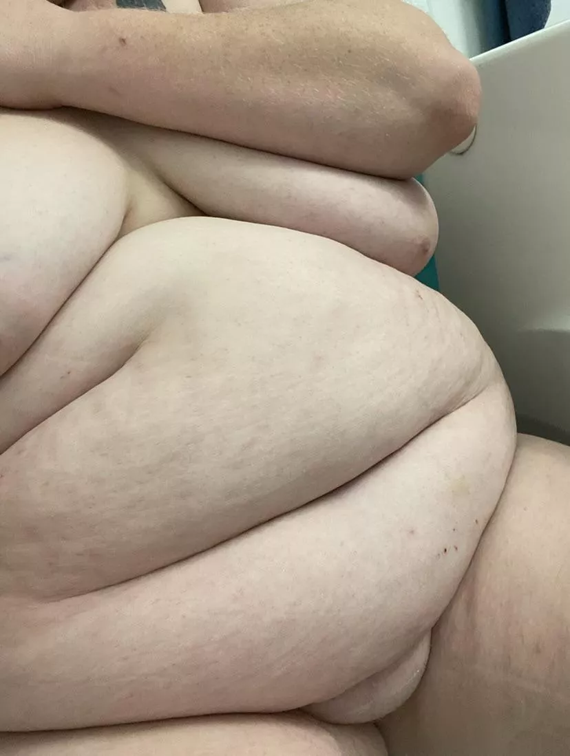 Happy Monday! posted by SolaG1998