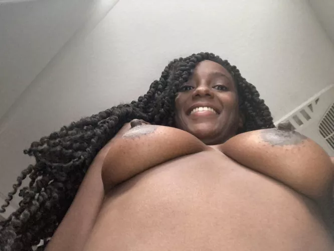 Happy Monday! by Divinecumslut