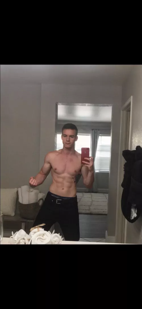 Happy Monday by bemsley