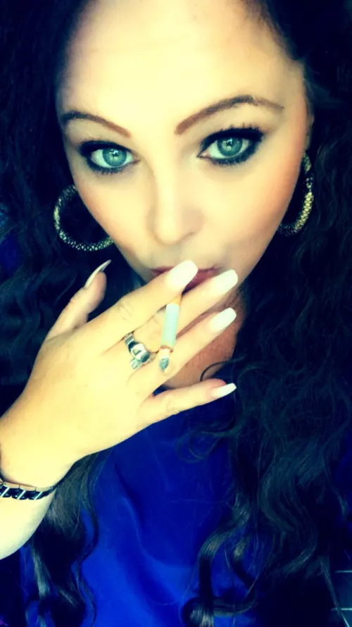 🔥 Happy Monday peeps. It’s my birthday week 🎉🎂🔥 by OceanEyez00