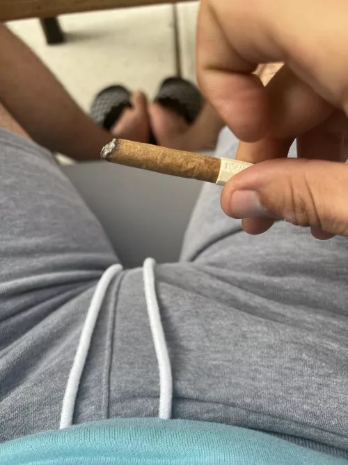 happy monday, still not sure if i’m gonna participate in NNN 👀 by satxgayguy