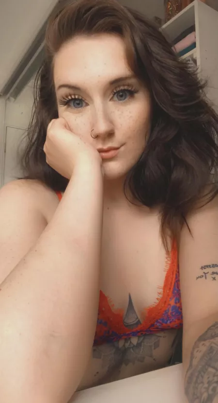 Happy Monday 💋 by TattooedPrincess92