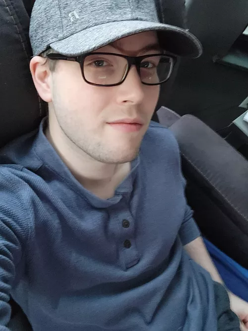 Happy Monday you handsome gents! My DMs are always open for anyone who wants to chat or needs to talk. 💜 by CameroniBamboni94