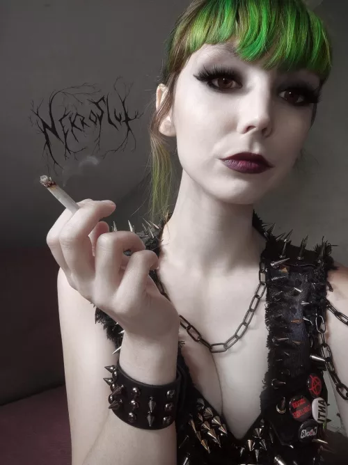 happy new year even though I'm a bit late 💚 by NekroSlut