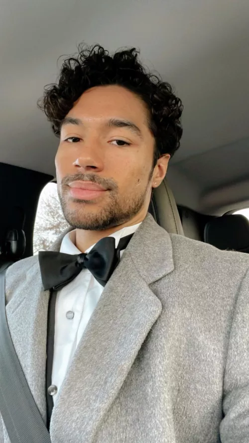 Happy New Year gents! Here’s to 2022 🥂 by Aneddys