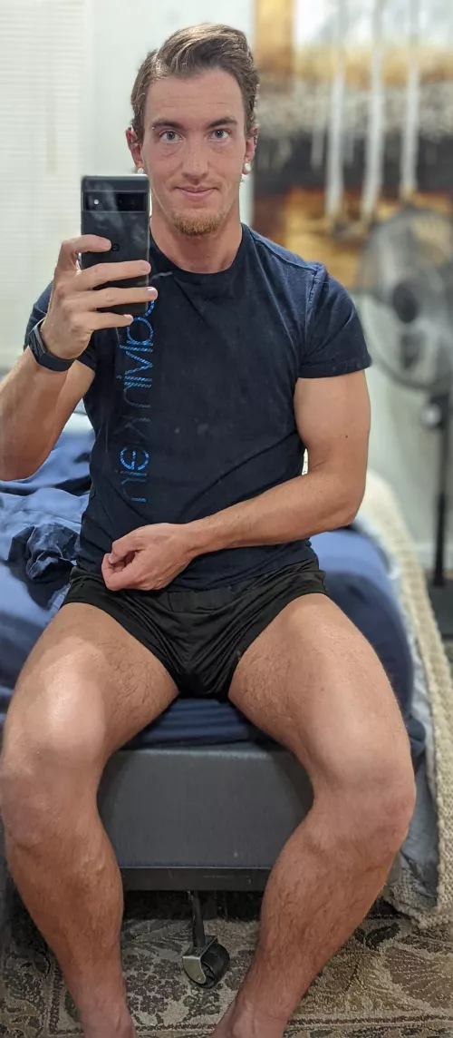 Happy new year! Here's to an awesome 2022! 🎉 by Onilink008