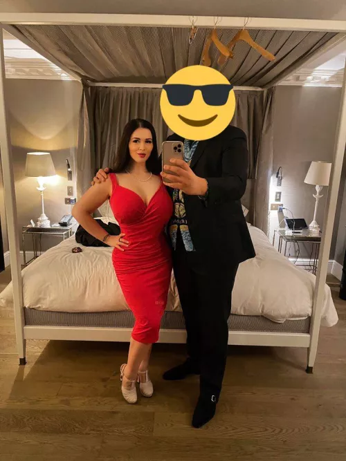 Happy New Year! I had the pleasure of spending NYE in Paris with Monsieur B -- a VERY special audition winner 😉😈 by larkinlovexxx