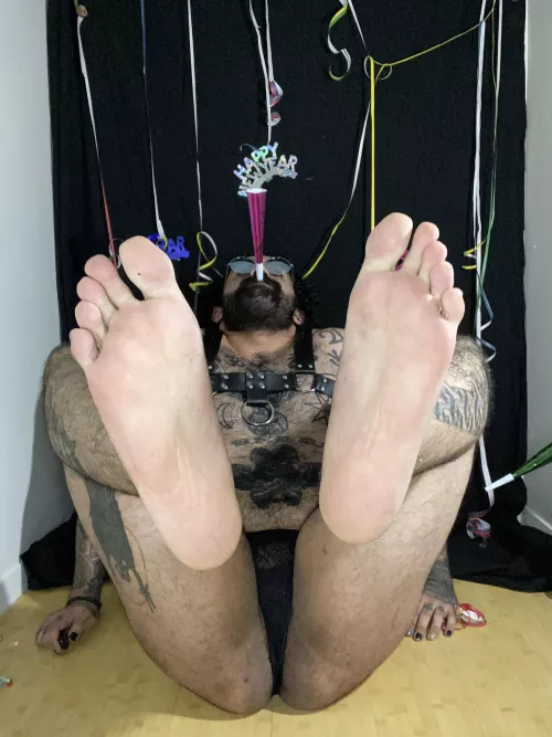 Happy new year 🎊 by Alternative-Gas-3084