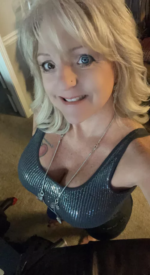 Happy New Year!!(f) by Pleasantlysweets