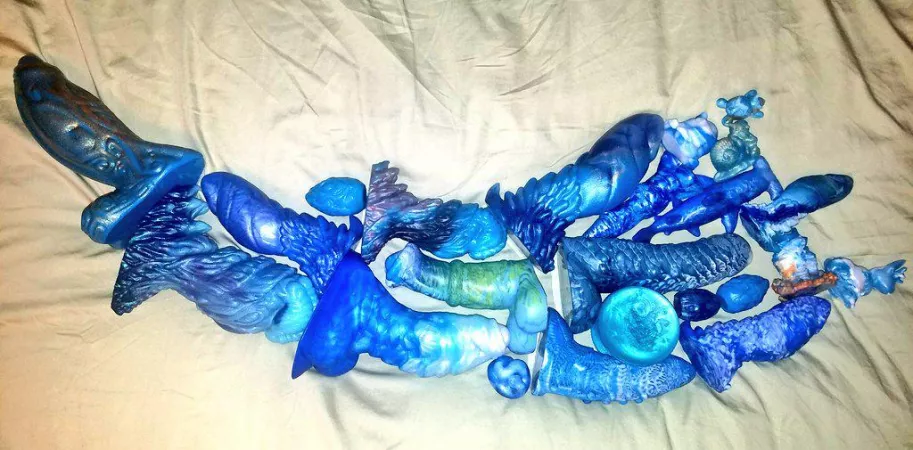 Happy Rosh Hashanah everyone! Here is my Dongfar (dong shofar)! Hope you like it. 💙 by Grizzly2088