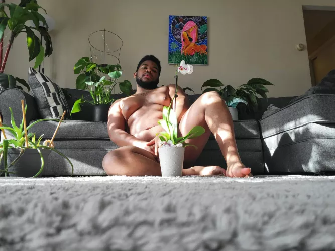 Happy Saturday 🌱 by Deckthehalston