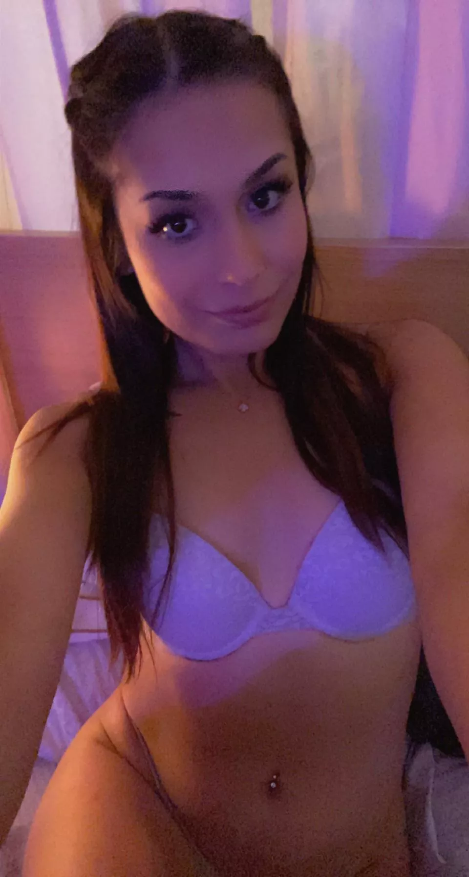 Happy Saturday babes 💗 posted by Adri_babe93