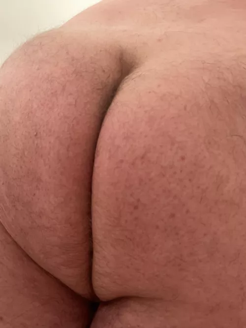 Happy Saturday fellas ;) by Middledreamer89