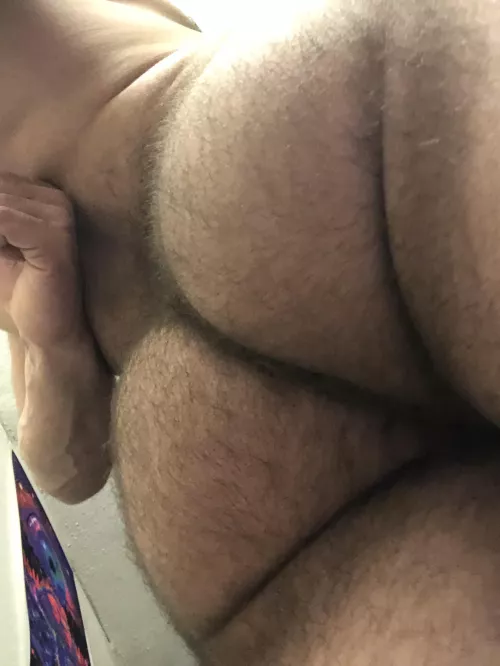 Happy Saturday!! 😘🍑 by TristanMoreau