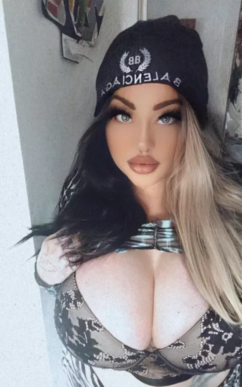 Happy Saturday! by Cindaadoll