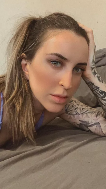 Happy Saturday would you lay in bed all day with me😁😊 by urgirlbeck