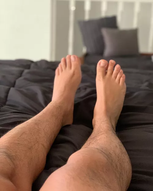 happy Saturday, y’all. 👣 by philemxn