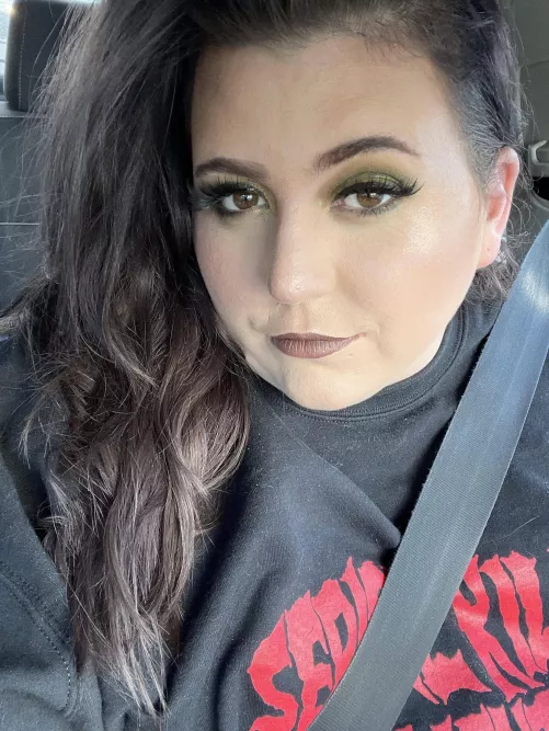 Happy Sunday babes! by SteveyLane