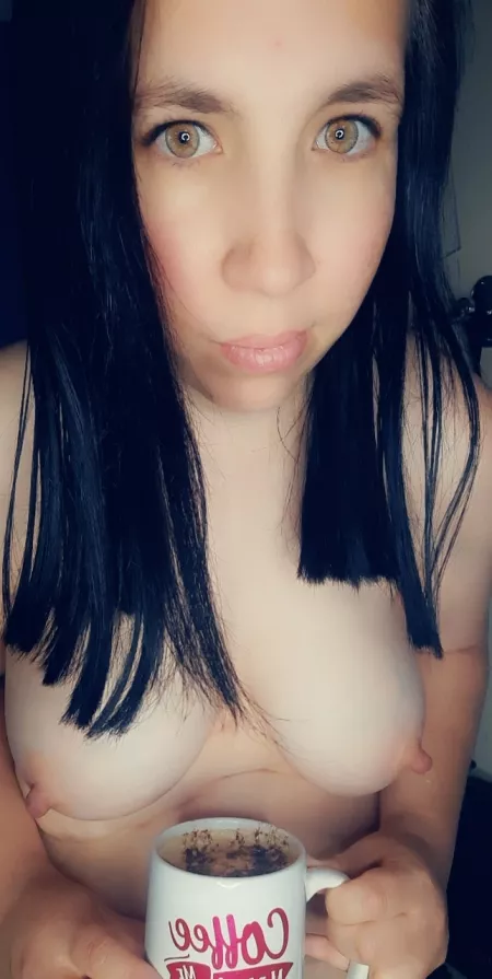 Happy Sunday coffee freaks 💋 Let's have some fun before the stress of another work week begins 😈 by Aussiemilf2046