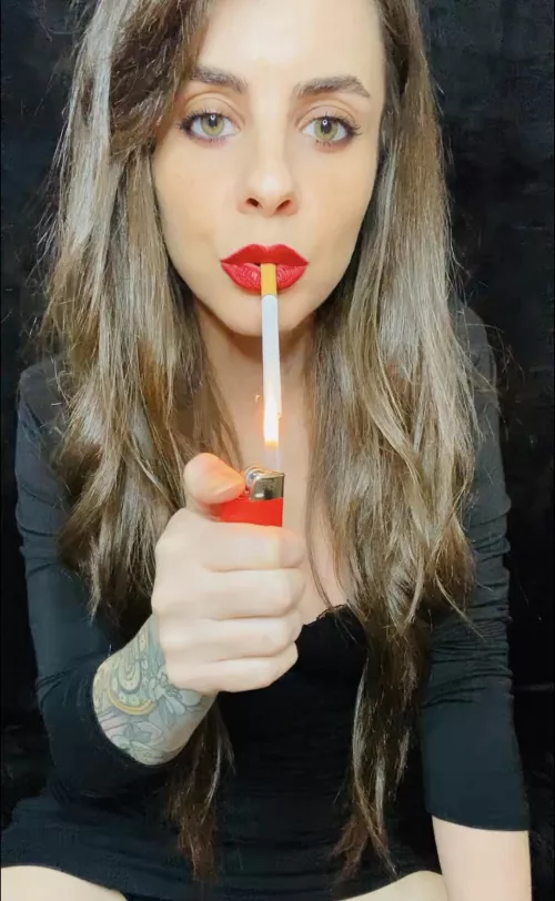 Happy Sunday lovers 💋💨💨 by DaniLynn8888