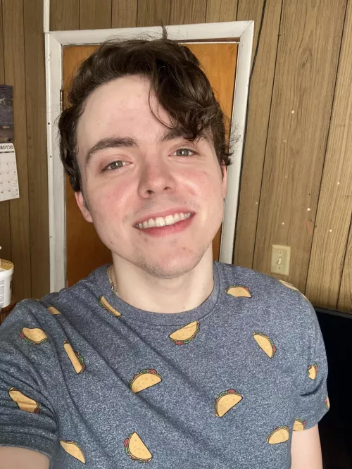 Happy taco 🌮 Tuesday by cartoonmelons