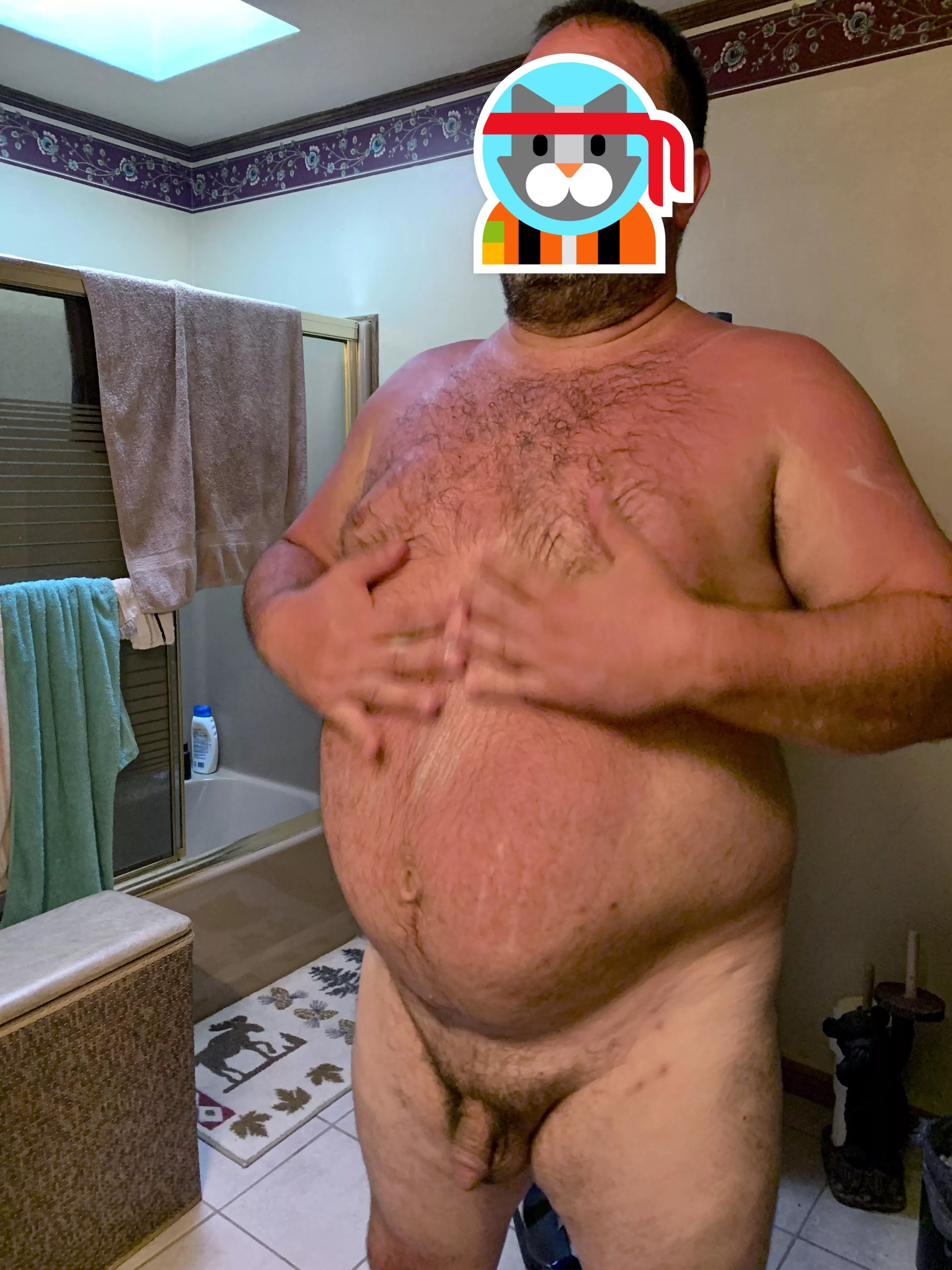 Happy Thursday! 😋 posted by Sherarikjames723