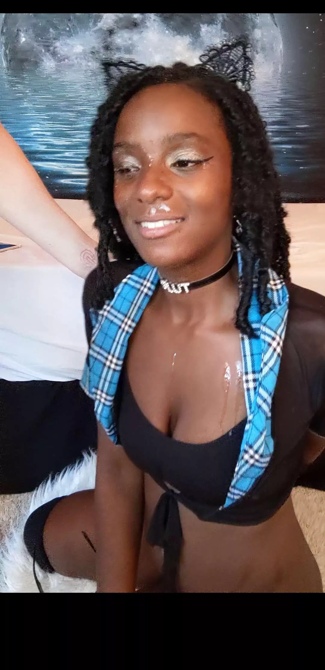 Happy Thursday posted by Divinecumslut