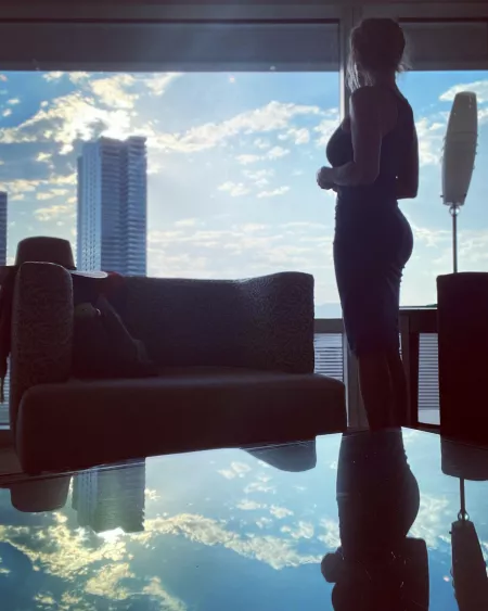 Happy Thursday. by thatgirlinthevanagon