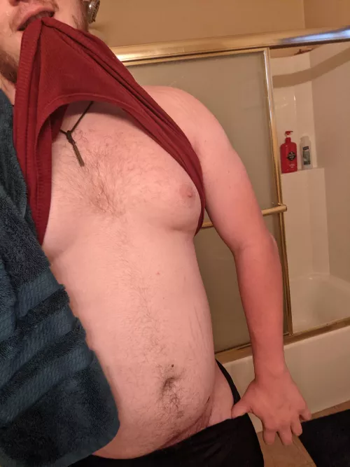 Happy tummy Tuesday ☺️ by Honestly_UnBearable