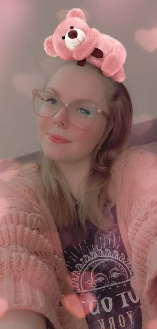 Happy Valentines 🤗 posted by vintagebaby22