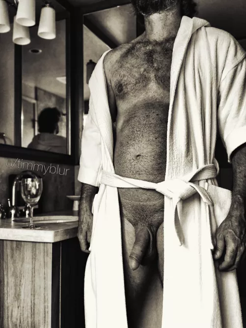 Happy Valentine’s Day to all the sexy moms went wild. Come on over, I’ve prepared a special spa day just for you. ❤️ by timmyblur